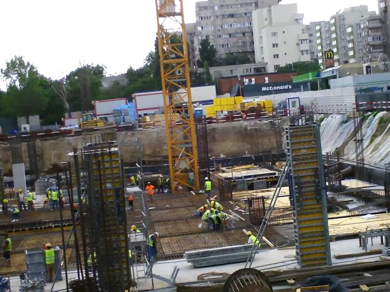 MEGA MALL Pantelimon 07